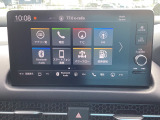 Bluetoothにてハンズフリー通話/音楽再生、Apple CarPlay/Android Auto対応。
