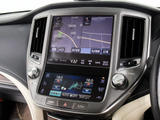 使いやすさや安全性を追求したステアリング周り!高級車ゆえにスイッチ類が多いのも特徴ですね!考え尽くされた配置ですぐに使いこなす事が出来ますのでご安心下さい!是非、体感してみて下さい!!