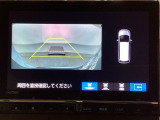 バックでの車庫入れも安心です! リアカメラが付いているバックモニター付のナビを装備しております。バンパーについているソナーや、操作線もついており距離感も画面から確認できます。