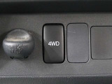 4WDのスイッチです。