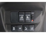◆◆両側電動スライドドア!!荷物で手が塞がる時など簡単にドアの開閉が出来ます!何より力いらずで開閉OK!女性やお年寄りにも優しい♪電動機能はOFFにもできますから元気なお子様の駆け出しも安心!