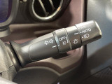 【オートライト(AUTO)】外の明るさをシステムが感知して、自動でヘッドライトが点灯します!ヘッドライトをつけ忘れを防ぐ便利機能です。