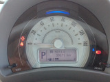 見やすく、個性的で飽きの来ないデザインです。写真は、現在の走行距離です