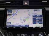 ★ディーラーオプションの大画面SDナビが装備されています!地図情報の更新も出来ますので安心してお使い頂けます!