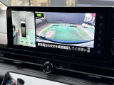 空から車を見たような「アラウンドビューモニター」!車の周りが一目で確認できるので、小さなお子様や障害物があっても安心して乗ることができます♪