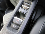電子制御パーキングブレーキやオートブレーキホールド、ドライブモードスイッチなど、より運転を便利にする機能を装備しております!