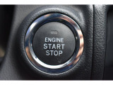エンジンスタート&ストップをキーを取り出すことなく実現するプッシュスタート装着車!ポケットや鞄を探すストレスから開放されます。