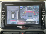 [アラウンドビューモニター]車両を上から見たようなカメラで周りの障害物などが一目瞭然!駐車が苦手な方でも、らくらく駐車♪