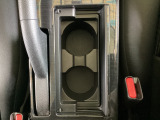 ドリンクホルダーもしっかり装備されています。