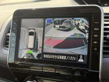 アラウンドビューモニター装備です。小さなお子様も見逃さないのでお出かけ時も安心です。