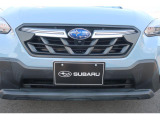 フロントグリルはスバル専用のデザインでお洒落です。