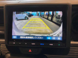 バックカメラももちろんついておりますので駐車時も後方が確認できて安心ですね!