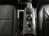 EVドライブモードで、エンジン音や排気ガスを気にすることなく走れます。早朝・深夜や屋内の駐車場などで重宝しますよ♪