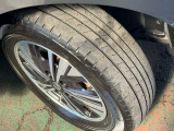 タイヤの状態も実際にご来店の上ご確認ください。