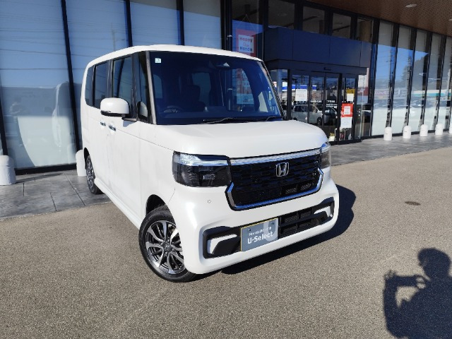 N-BOXカスタム  カスタム 660 4WD