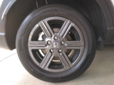 ホンダ純正のアルミホイールが装備されています。