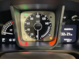 視認性の高いメーター回り。いろいろな情報も表示されます。