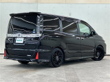 ヴォクシー 2.0 ZS 煌II 4WD 修復歴無し