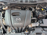 「SKYACTIV-G(ガソリン)」は、規格外の高圧縮を実現し、世界のエンジン技術者に驚きを与えました。さらに、それを維持したままノッキングの発生を抑え、熱効率を向上、走りにも寄与したエンジンです。