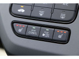 運転席・助手席に3段階の温度調整があるシートヒーターを装備。寒い時期には重宝する装備ですね!