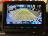 バックカメラももちろんついておりますので駐車時も後方が確認できて安心ですね!