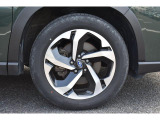 切削加工処理の18インチホイール装備しており、車の印象を更に引き立ててくれます。