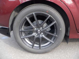 17インチアルミホイール!!格好良くてホイールがあなたの愛車をいっそう輝かせます☆