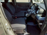 室内空間広々!ゆったりと運転が可能です★