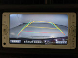 バックガイドモニターで、後方を確認しながら安心して駐車することができます。運転初心者も熟練者も必須の機能ですよ!