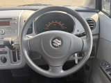 ステアリングも使用感が少なく、きれいな状態となっております♪