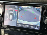 アラウンドビューモニター装備!空から見ているような映像によって不慣れな場所での車庫入れや縦列駐車等はもちろん狭い道でのすれ違いも安心していただけます♪