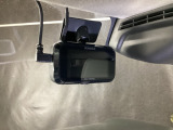 【別途SDカードの購入が必要です。また社外品は保証対象外となります。詳しくは販売店スタッフまで】運転中の映像・音声などを記録して、交通事故やトラブルが起きた時の正確な状況把握に役立つドライブレコーダーが