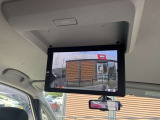 後席にもモニターが付いています!!