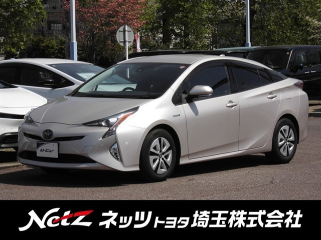 トヨタ プリウス 