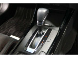 扱いやすい位置に配置されたフロアオートマチックです☆CVTを採用で滑らかでスムーズな走りが楽しめますよ♪