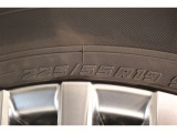 225/55R19    車両装着標準タイヤサイズです。 タイヤのご相談も石川トヨペットカローラにお任せください