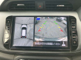 アラウンドビューモニター 駐車場での車庫入れや狭い道路での走行にカメラで確認が出来るので安心です。