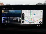 地図やエンターテインメント情報など表示するEV専用NissanConnectナビゲーションシステムの12.3インチワイドディスプレイです。