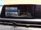 EV専用NissanConnectナビは12.3インチワイドディスプレイ、ハンズフリーフォン、ボイスコマンド、Bluetooth、USB接続、HDMI接続など対応。Amazon Alexa搭載、NissanConnect サービス対応、iPod対応です。