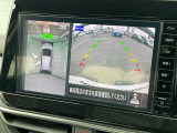 空から車を見たような「アラウンドビューモニター」!車の周りが一目で確認できるので、小さなお子様や障害物があっても安心して乗ることができます♪