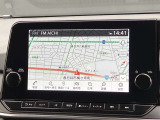 オリジナルメモリーナビです。ナビ画面も大きく、とても見やすいナビ画面になっております♪