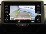 バックガイドモニターで、後方を確認しながら安心して駐車することができます。運転初心者も熟練者も必須の機能ですよ!