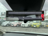 スマートルームミラーもついているので、トランクに荷物を多く積んでいても安心!
