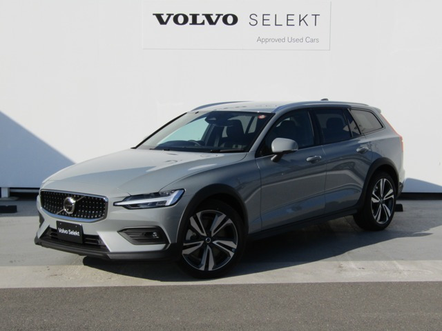 V60クロスカントリー ウルトラ B5 AWD 4WD 