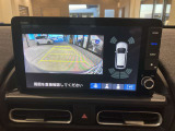 バックカメラももちろんついておりますので駐車時も後方が確認できて安心ですね!