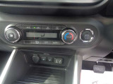 オートエアコン運転席・助手席シートヒーター付