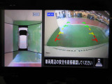 アラウンドビューモニターで車庫入れも空から見ている様に駐車できラクラクです。