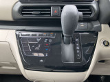 CVTを搭載していますので滑らかな走りと燃費も期待出来ます!