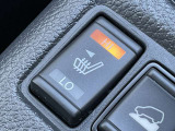 運転席・助手席・後席にはシートヒーターを装備しております。