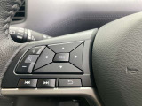 ■ステアリングスイッチ■ハンドル手元でオーディオの操作が簡単に出来ます。運転中でもナビまで手を伸ばさずに操作が出来て安心です。